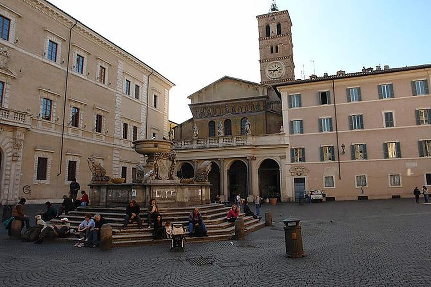 Piazza di Santa Maria in Trastevere, its fountain before the basilica